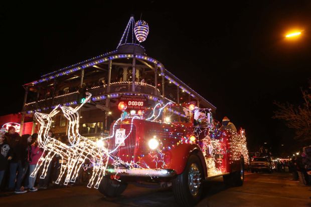 Holiday Lights Parade